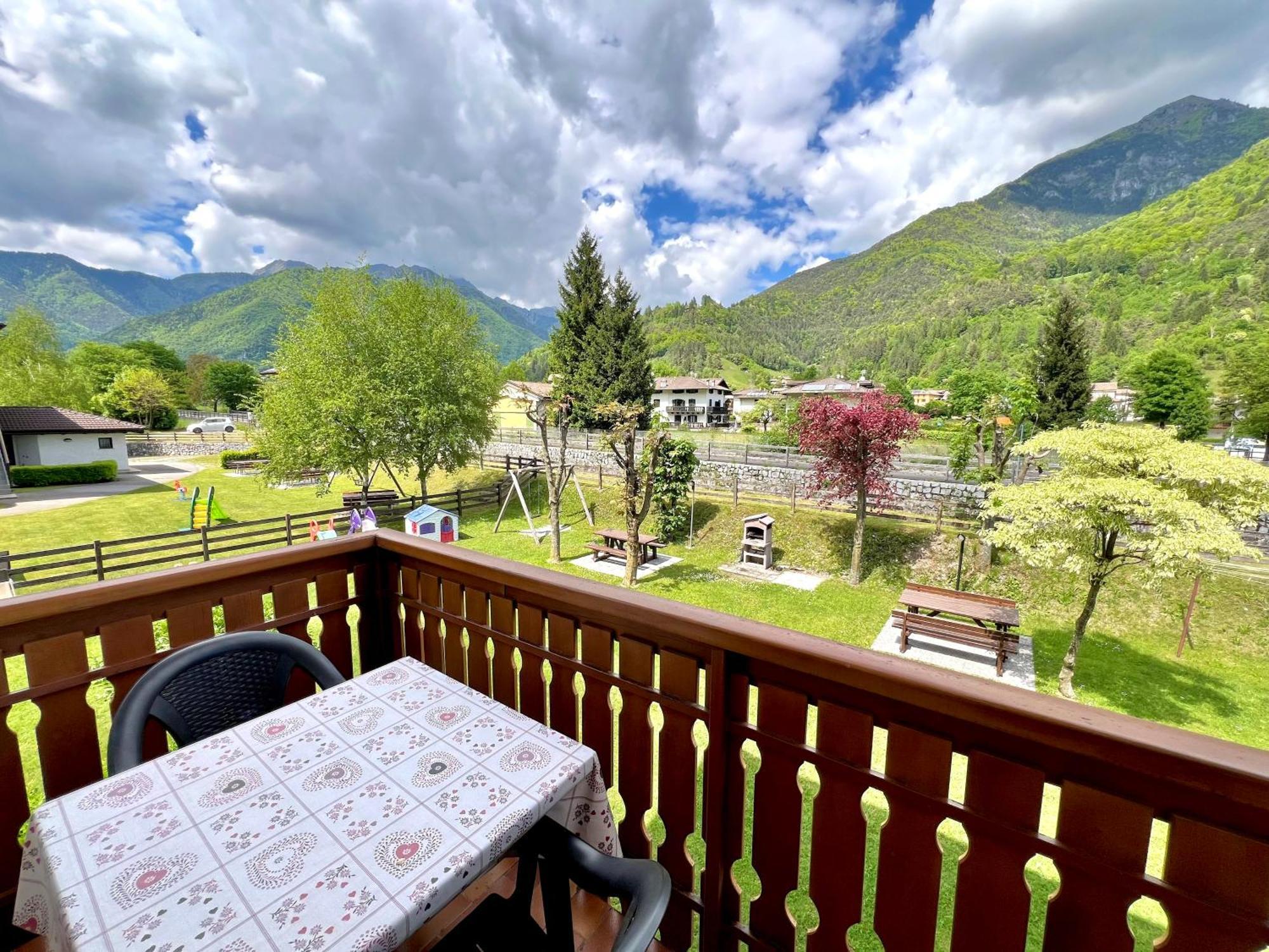 Ferienwohnung Casa Lucia Pieve Di Ledro Exterior foto